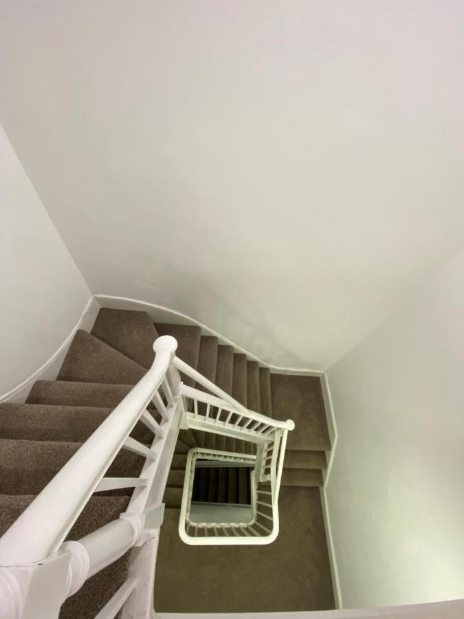 The Charles Hotel 채텀 외부 사진